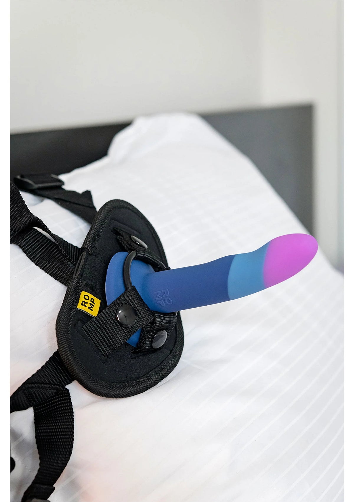 Bestel: Piccolo Pegging Kit by Romp - bij Happytoys.nl, happytoys.be, Happytoys.ae: erotische sex webshop | liever Happy dan Easy ⭐⭐⭐⭐⭐