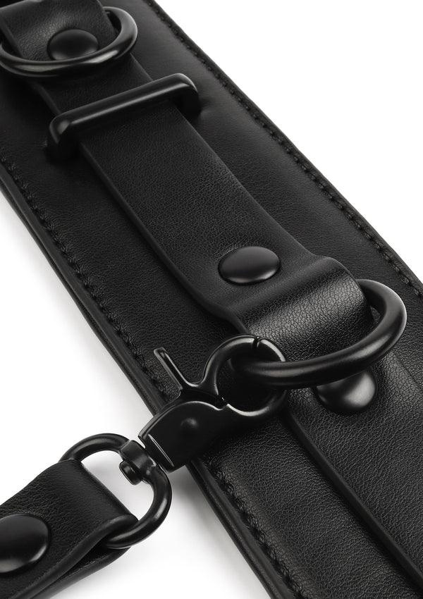 Bestel: Precision Wrist Cuffs by Vantage 8 Avanza - bij Happytoys.nl, happytoys.be, Happytoys.ae: erotische sex webshop | liever Happy dan Easy âââââ