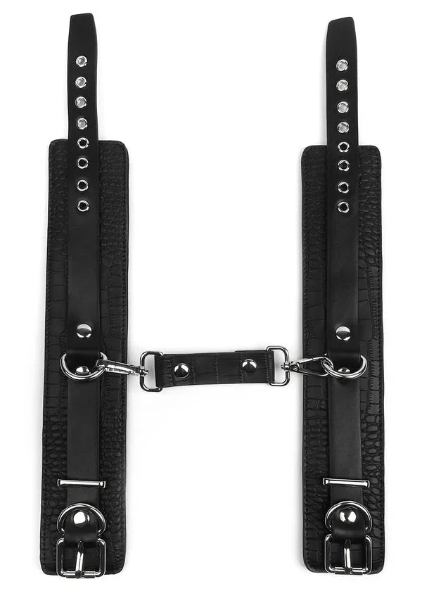 Bestel: Croc - Embossed Ankle Cuffs by Feros Avanza - bij Happytoys.nl, happytoys.be, Happytoys.ae: erotische sex webshop | liever Happy dan Easy ⭐⭐⭐⭐⭐ - Default Title - 24031 - BLACK