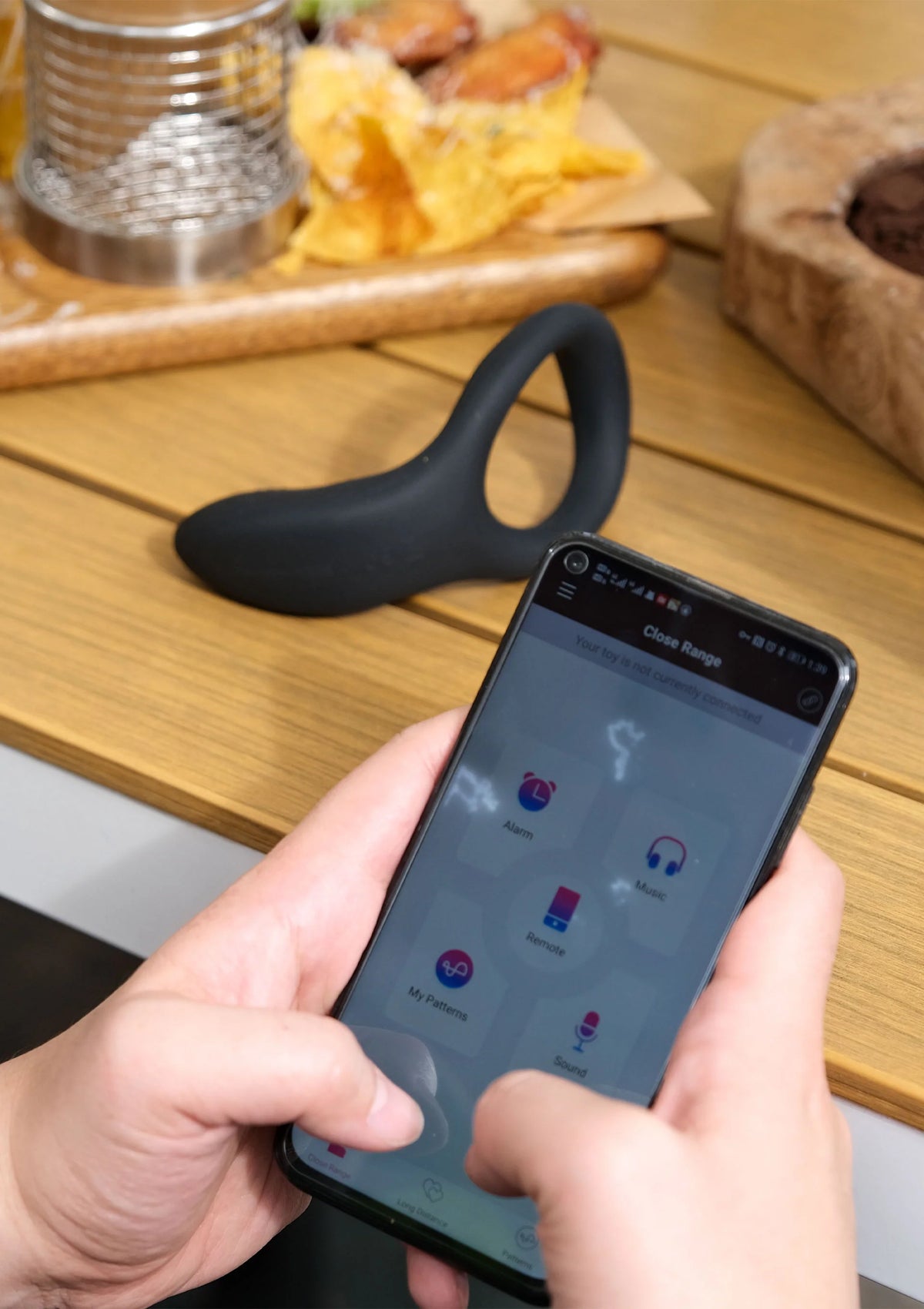 Bestel: Diamo vibrating Cock Ring by Lovesense - bij Happytoys.nl, happytoys.be, Happytoys.ae: erotische sex webshop | liever Happy dan Easy âââââ