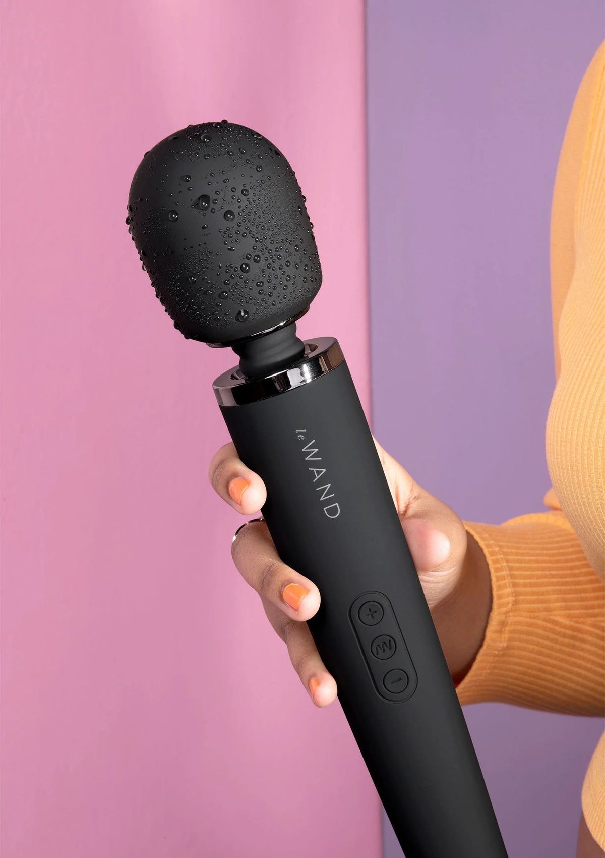 Bestel: Rechargeable Massager by Le Wand - bij Happytoys.nl, happytoys.be, Happytoys.ae: erotische sex webshop | liever Happy dan Easy ⭐⭐⭐⭐⭐