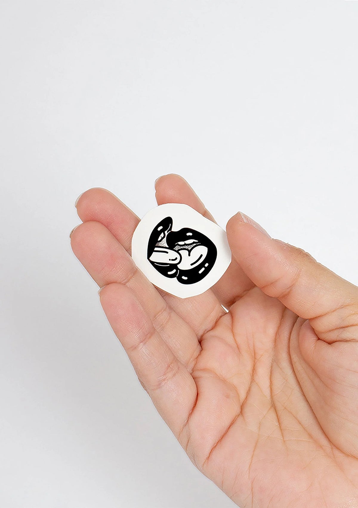 Bestel: Spicy Chic Temporary Tattoo - bij Happytoys.nl, happytoys.be, Happytoys.ae: erotische sex webshop | liever Happy dan Easy ⭐⭐⭐⭐⭐