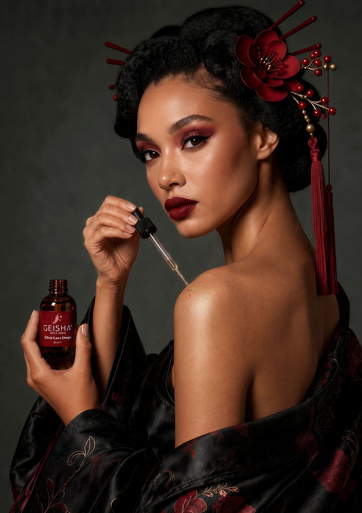 Bestel: Elixir Love Drops 50 ml by Geisha - bij Happytoys.nl, happytoys.be, Happytoys.ae: erotische sex webshop | liever Happy dan Easy ⭐⭐⭐⭐⭐