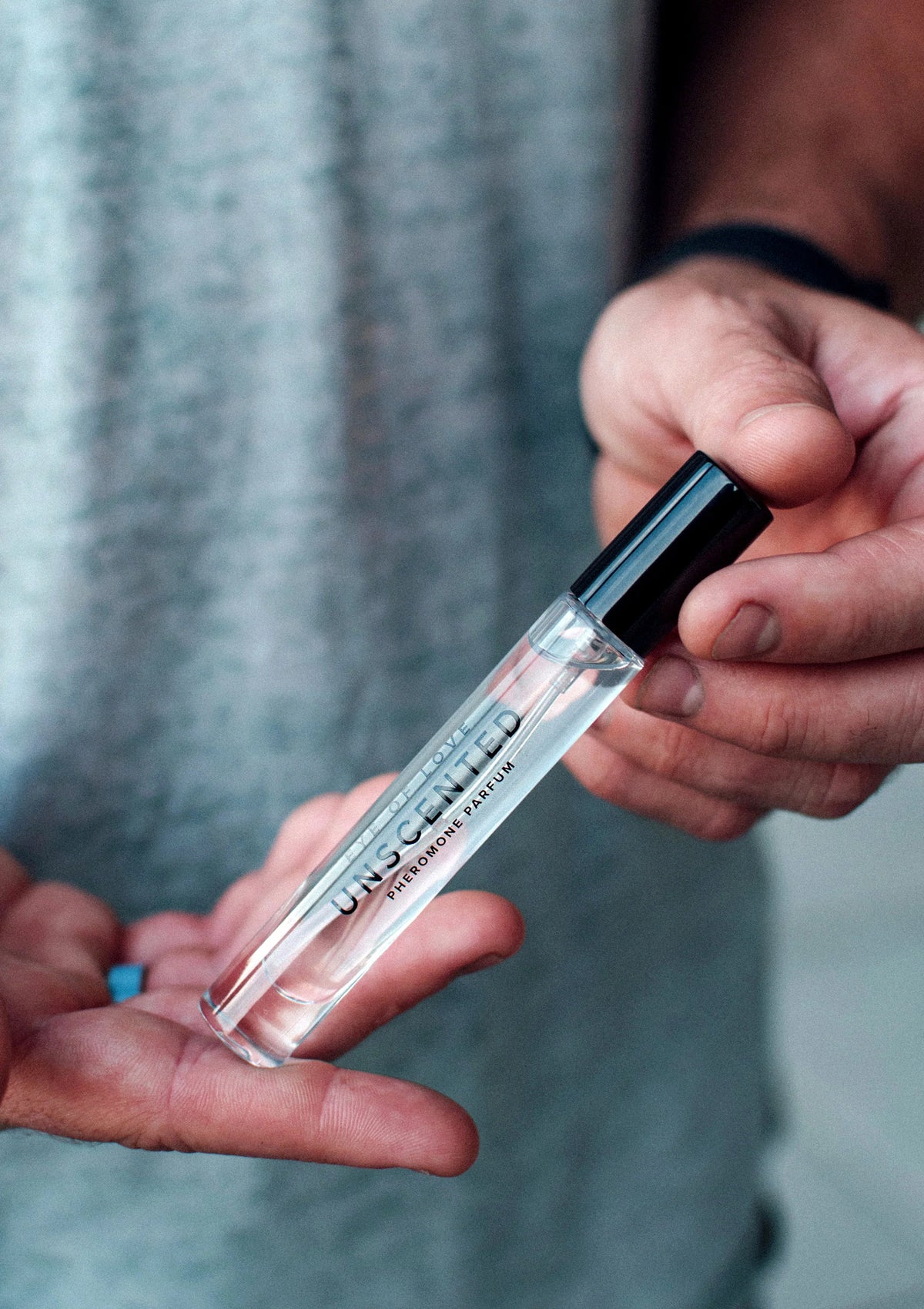 Bestel: Pheromone Attract Her 10 ml - bij Happytoys.nl, happytoys.be, Happytoys.ae: erotische sex webshop | liever Happy dan Easy ⭐⭐⭐⭐⭐