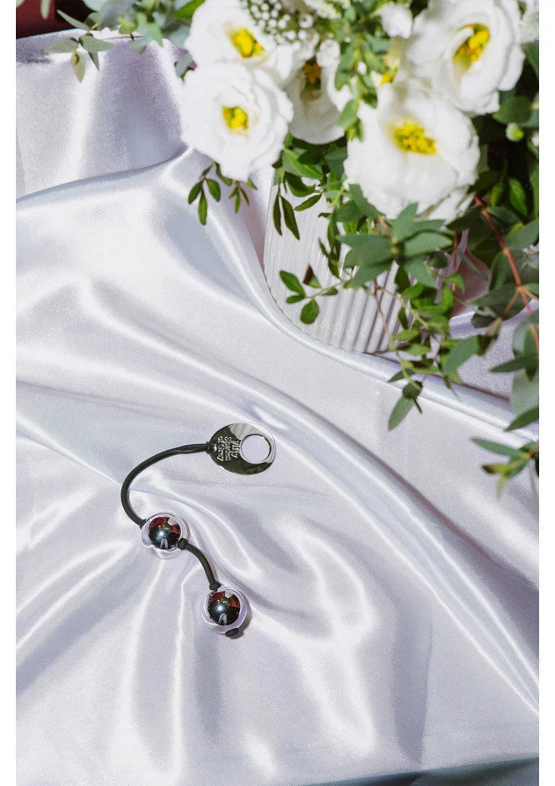 Bestel: Inner Goddess Silver Pleasure Balls 331g by Fifty Shades of Grey - bij Happytoys.nl, happytoys.be, Happytoys.ae: erotische sex webshop | liever Happy dan Easy ⭐⭐⭐⭐⭐