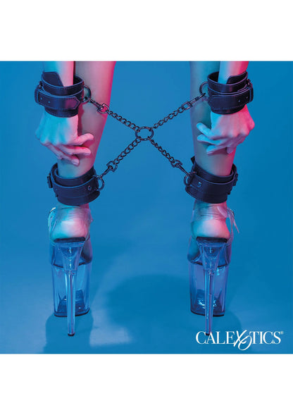 Bestel: Euphoria Collection Hog Tie by CalExotics - bij Happytoys: de erotische sex webshop | liever Happy dan Easy ⭐⭐⭐⭐⭐