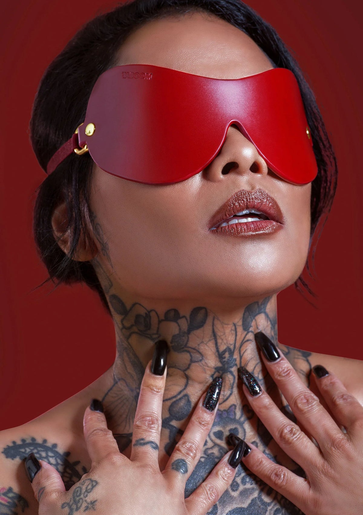 Bestel: Avantgarde Blindfold - bij Happytoys: de erotische sex webshop | liever Happy dan Easy ⭐⭐⭐⭐⭐ - Default Title - 17158 - RED