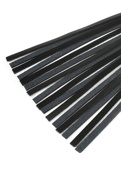 Bestel: Masters Real Leather Flogger Zweepje by Hidden Desire - bij Happytoys: de erotische sex webshop | liever Happy dan Easy ⭐⭐⭐⭐⭐ - Default Title - 20000 - BLACK