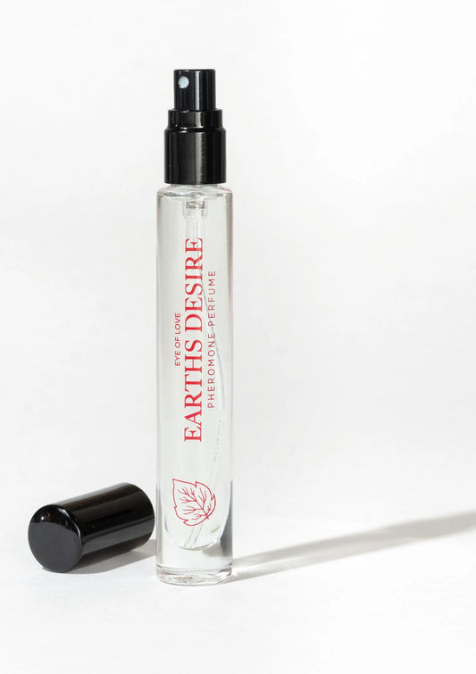 Bestel: Phero Parfum Attract Her 10 ml - bij Happytoys: de erotische sex webshop | liever Happy dan Easy ⭐⭐⭐⭐⭐ - Default Title - 93952 - EARTHDESIRE - 10
