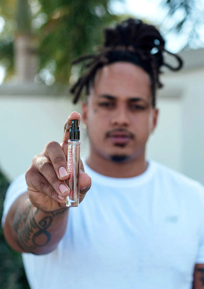 Bestel: Phero Parfum Attract Her 10 ml - bij Happytoys: de erotische sex webshop | liever Happy dan Easy ⭐⭐⭐⭐⭐