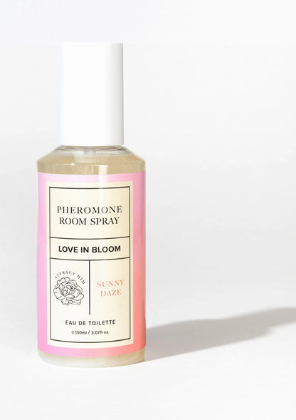 Bestel: Room Phero Attract Him 150 ml - bij Happytoys: de erotische sex webshop | liever Happy dan Easy ⭐⭐⭐⭐⭐ - Default Title - 93956 - SUNNYDAZE - 150
