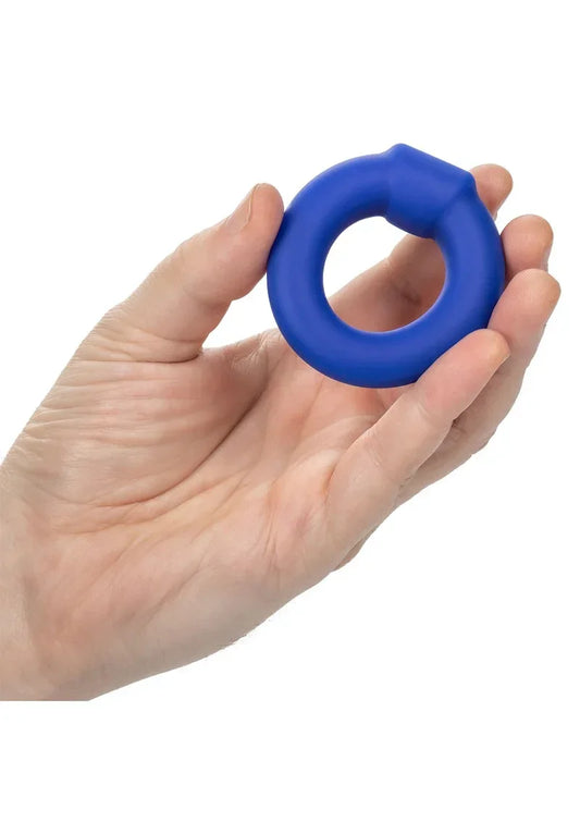 Blauwe siliconen ringopzetstuk, in de hand gehouden
