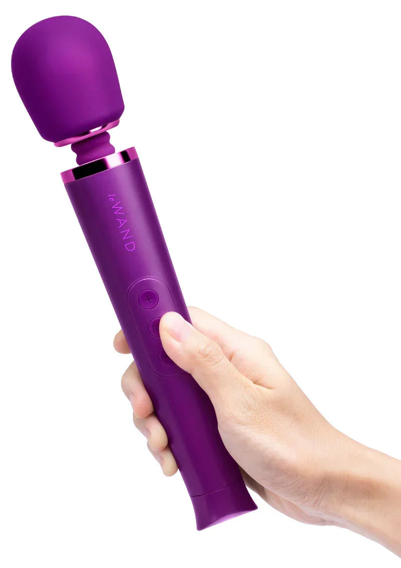 LeWandPetiteRechargeable_paars_5 @ Happytoys Sexshop: online sex shop for Feeling Happy & Easy 😊 the erotic store owned by a woman