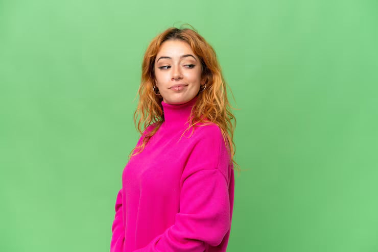 young-caucasian-woman-isolated-green-screen-chroma-key-background-portrait_1368-536381 @ Happytoys Sexshop: online sex shop for Feeling Happy & Easy 😊 the erotic store owned by a woman